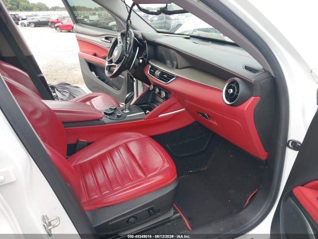 2019 ALFA ROMEO STELVIO TI LUSSO AWD 5