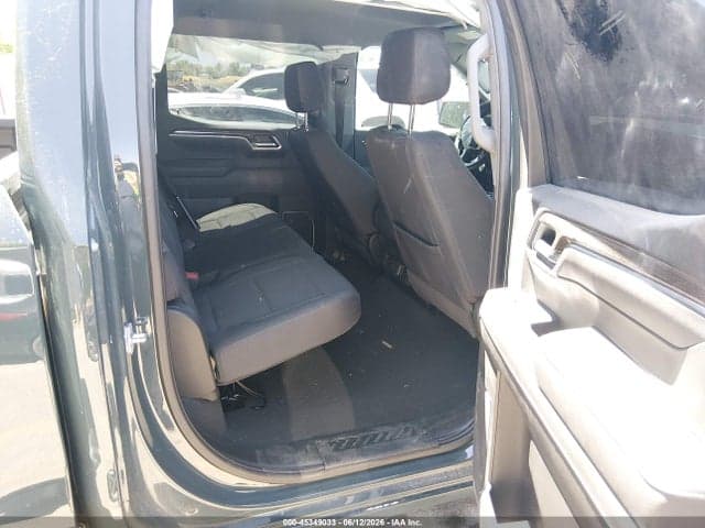 2025 CHEVROLET SILVERADO 1500 4WD STANDARD BED LT 8