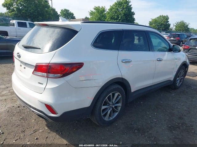 2017 HYUNDAI SANTA FE SE 4