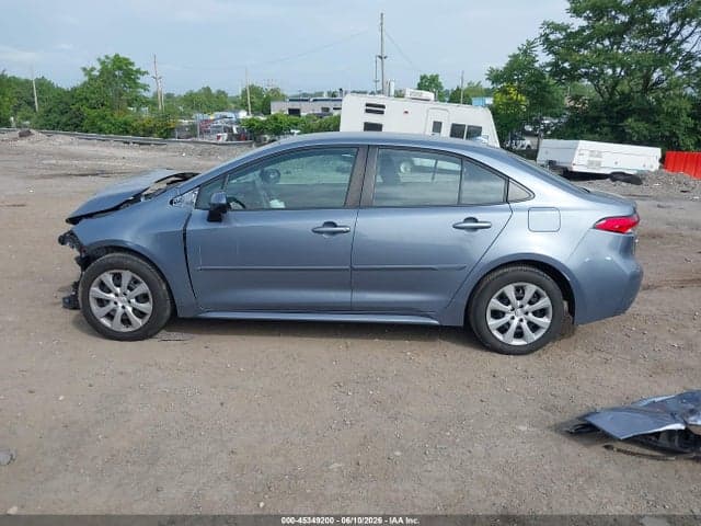2022 TOYOTA COROLLA LE 15