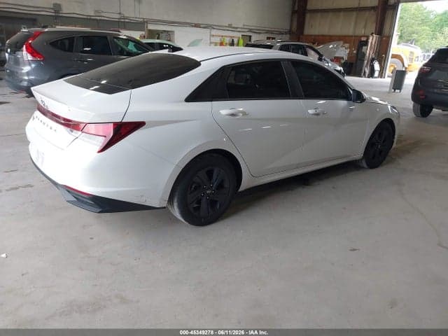 2023 HYUNDAI ELANTRA SEL 4