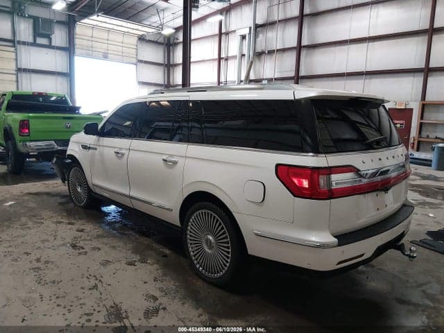 2018 LINCOLN NAVIGATOR L 3