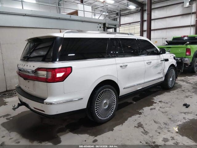 2018 LINCOLN NAVIGATOR L 4