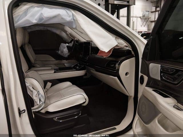 2018 LINCOLN NAVIGATOR L 5