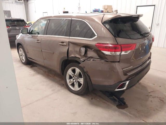 2019 TOYOTA HIGHLANDER LIMITED 3