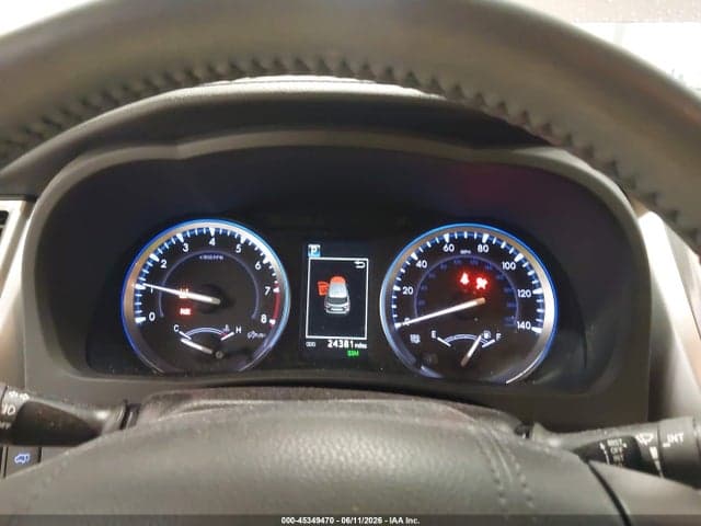 2019 TOYOTA HIGHLANDER LIMITED 7