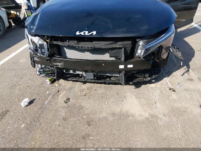 2026 KIA K4 LXS 6