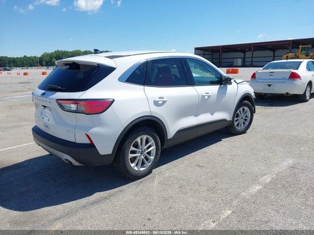 2020 FORD ESCAPE SE 4