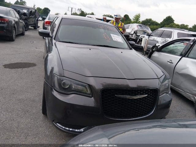 2018 CHRYSLER 300 TOURING 12