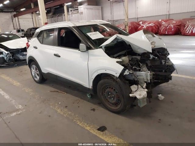 2018 NISSAN KICKS S