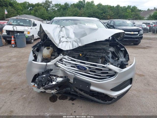 2019 FORD EDGE SE 13
