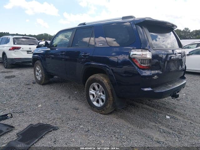 2023 TOYOTA 4RUNNER SR5 3
