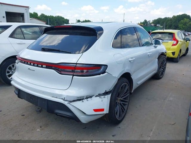 2024 PORSCHE MACAN T 4
