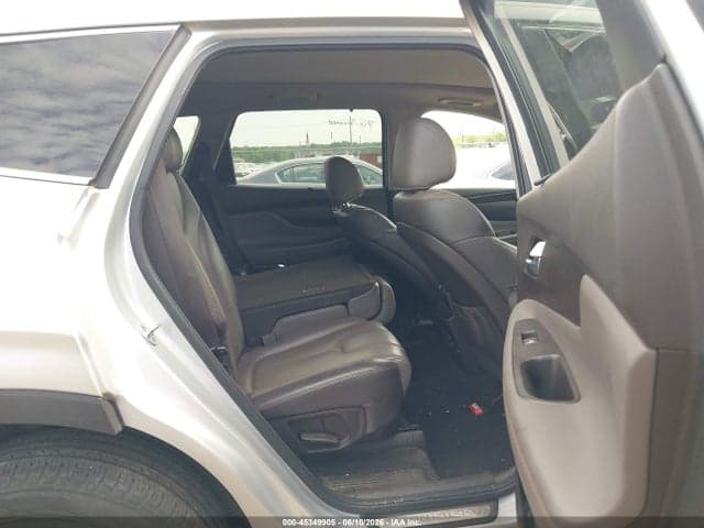 2019 HYUNDAI SANTA FE LIMITED 8