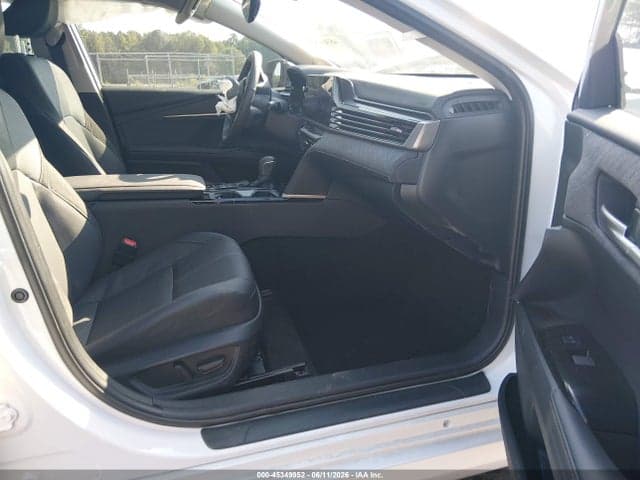 2025 TOYOTA CAMRY XLE 5
