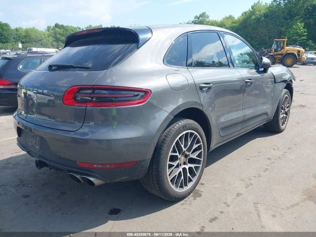 2017 PORSCHE MACAN S 4