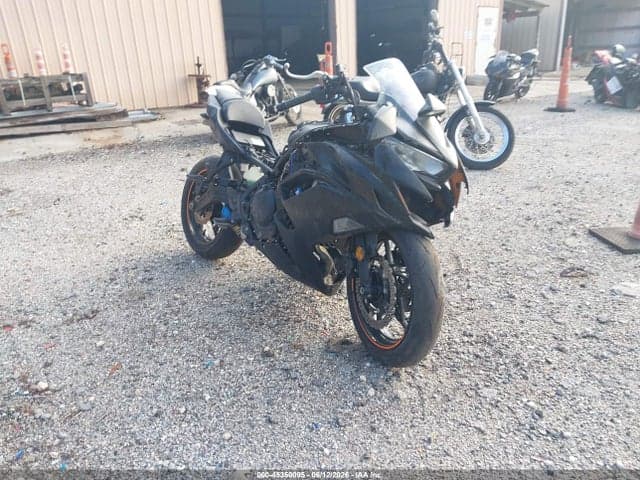 2025 KAWASAKI EX650 P - 1