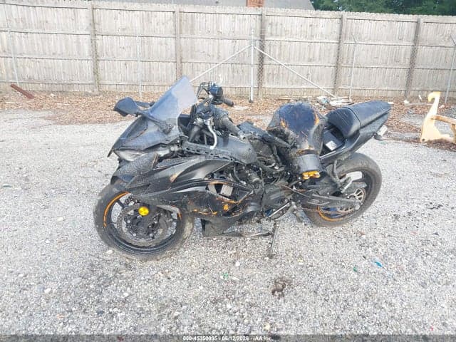 2025 KAWASAKI EX650 P 2