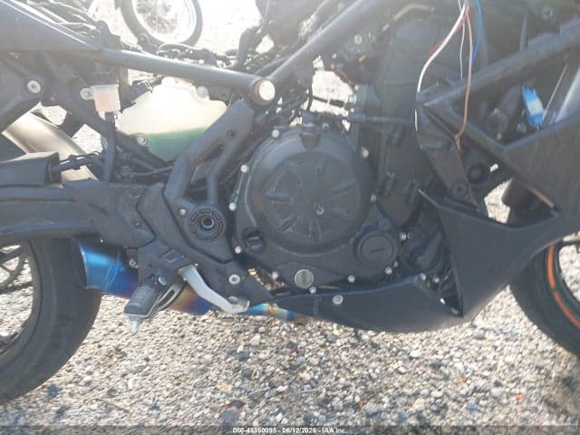 2025 KAWASAKI EX650 P 8