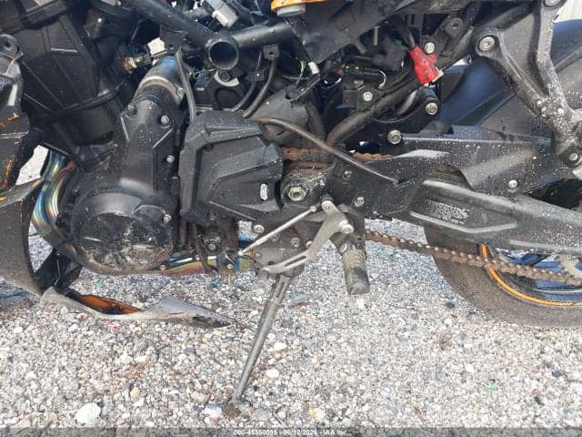 2025 KAWASAKI EX650 P 9