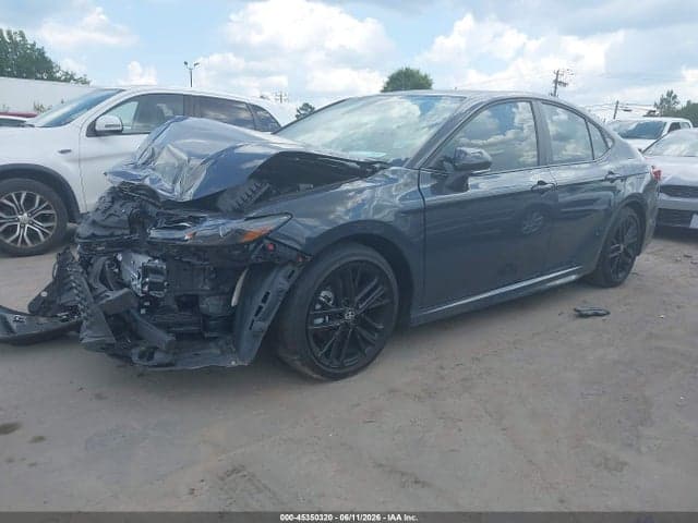 2025 TOYOTA CAMRY SE 2