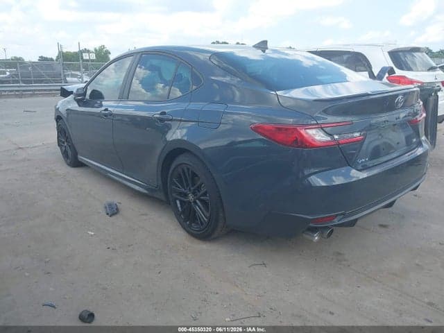 2025 TOYOTA CAMRY SE 3