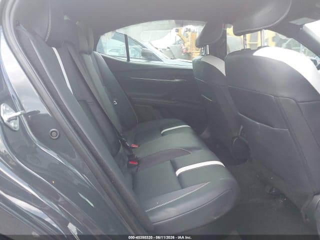 2025 TOYOTA CAMRY SE 8