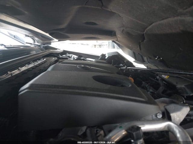 2025 TOYOTA CAMRY SE 10