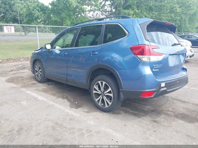 2021 SUBARU FORESTER LIMITED 3