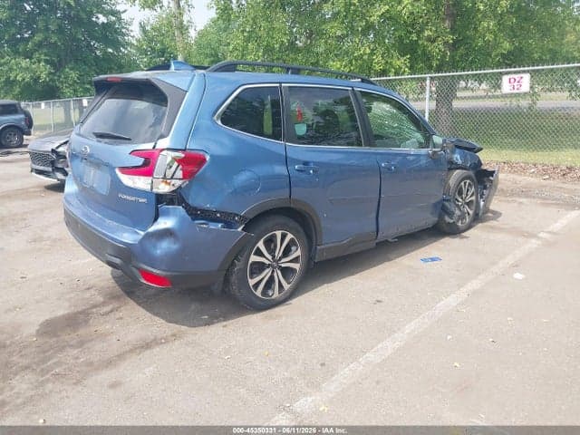 2021 SUBARU FORESTER LIMITED 4