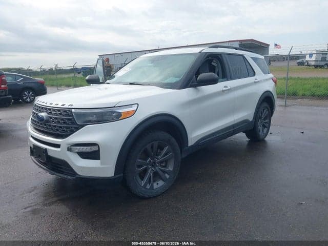 2021 FORD EXPLORER XLT 2