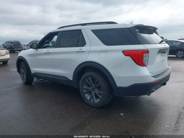 2021 FORD EXPLORER XLT 3