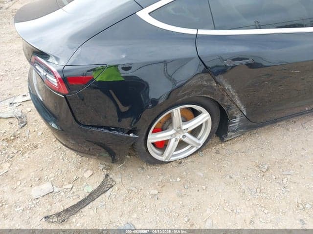 2018 TESLA MODEL 3 LONG RANGE/PERFORMANCE 6