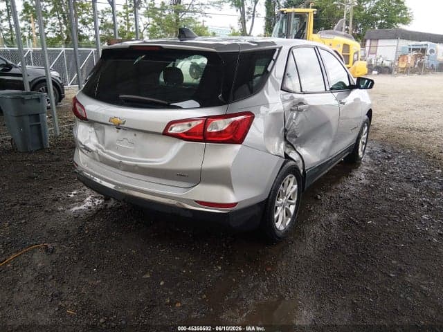 2018 CHEVROLET EQUINOX LS 4