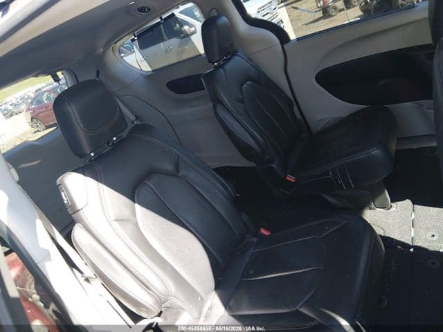 2018 CHRYSLER PACIFICA TOURING L 8