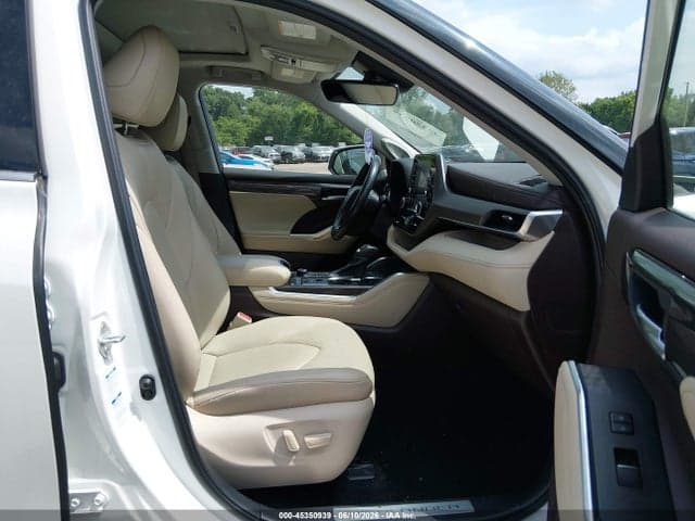 2020 TOYOTA HIGHLANDER LIMITED 5