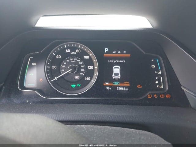 2021 HYUNDAI IONIQ PLUG-IN HYBRID SE 7