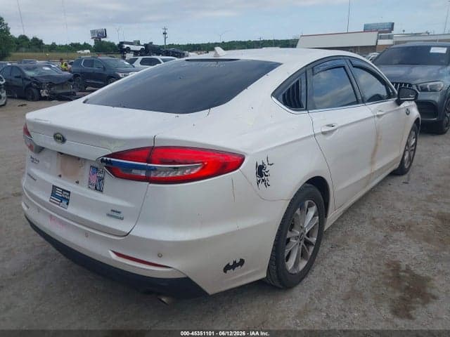2020 FORD FUSION SE 4