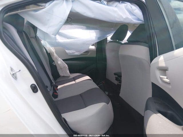 2024 TOYOTA COROLLA LE 8