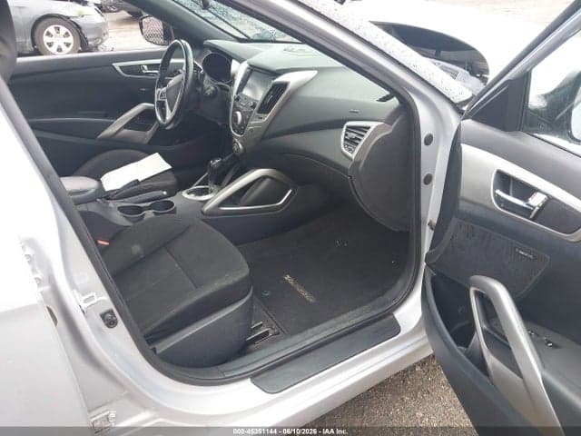 2017 HYUNDAI VELOSTER VALUE EDITION 5