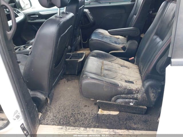 2017 DODGE GRAND CARAVAN GT 8