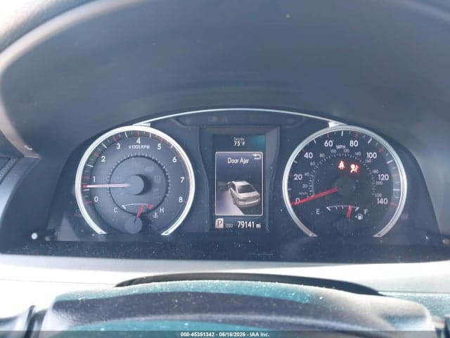 2017 TOYOTA CAMRY SE 7