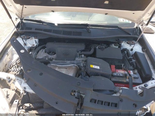 2017 TOYOTA CAMRY SE 10