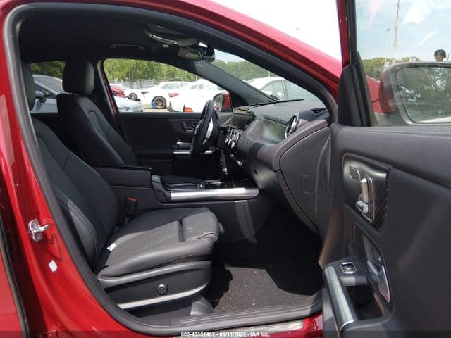 2026 MERCEDES-BENZ GLA 250 4MATIC 5