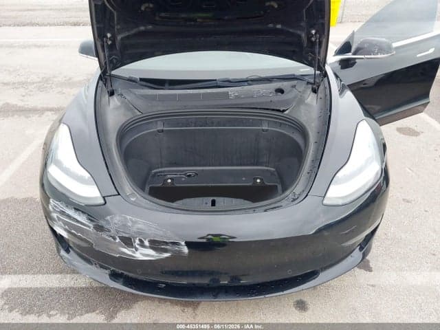 2019 TESLA MODEL 3 10