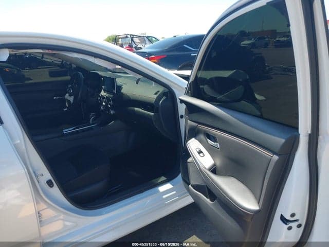 2023 NISSAN SENTRA SR XTRONIC CVT 5