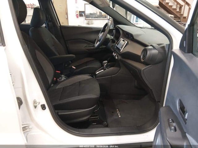 2020 NISSAN KICKS S XTRONIC CVT 5