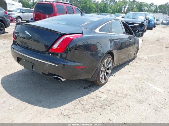 2013 JAGUAR XJ 4