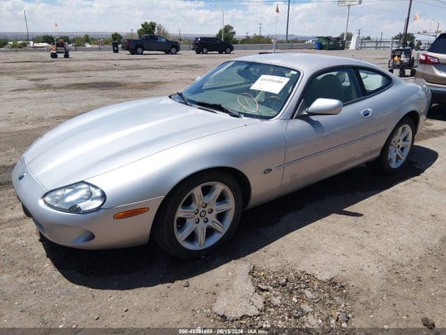 2000 JAGUAR XK8 2