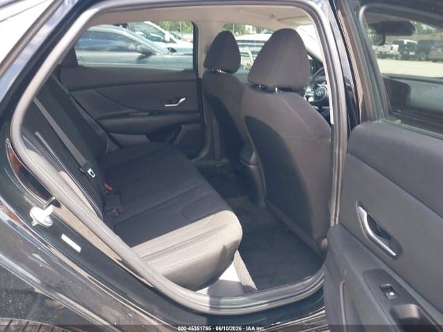 2023 HYUNDAI ELANTRA SEL 8